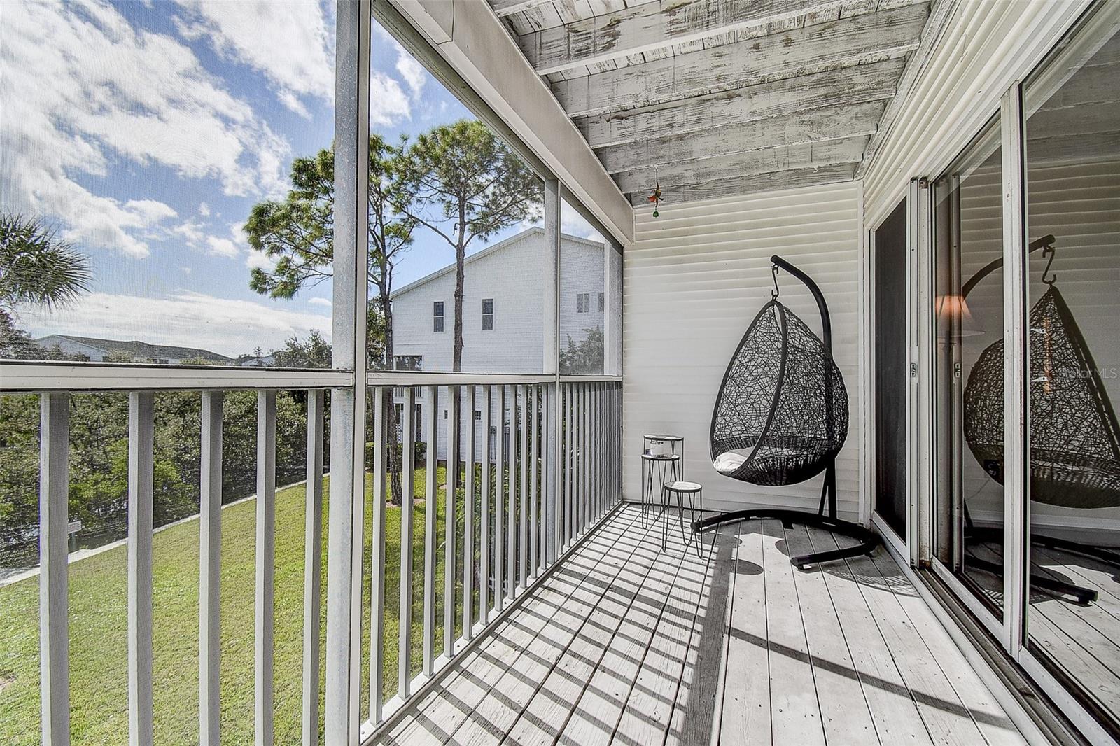 TARA CAY SOUND NORTH - Residential