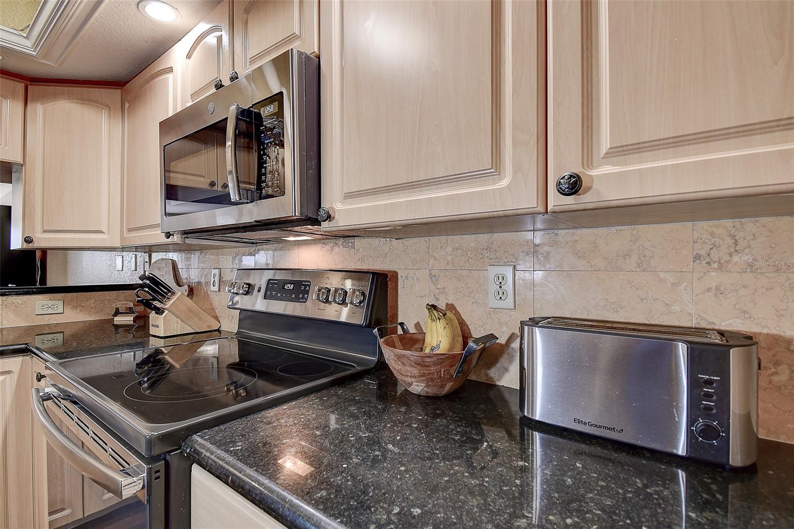 TARA CAY SOUND NORTH - Residential