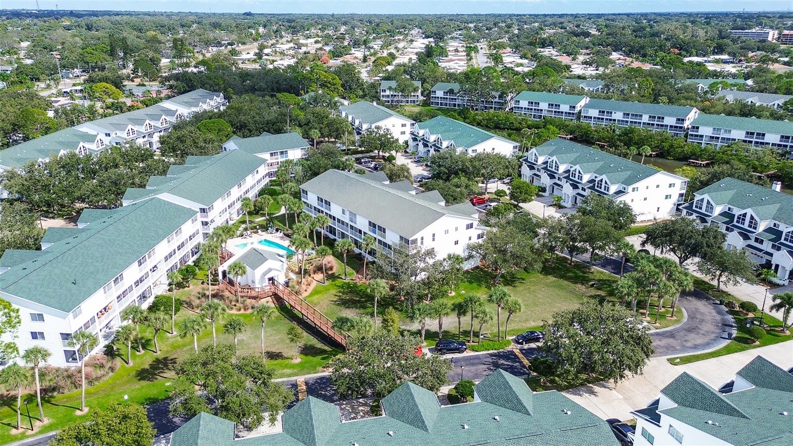 TARA CAY SOUND NORTH - Residential