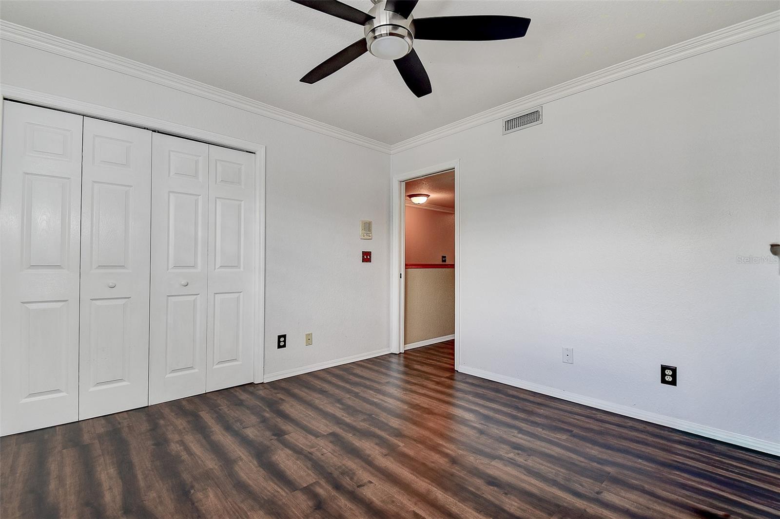 TARA CAY SOUND NORTH - Residential