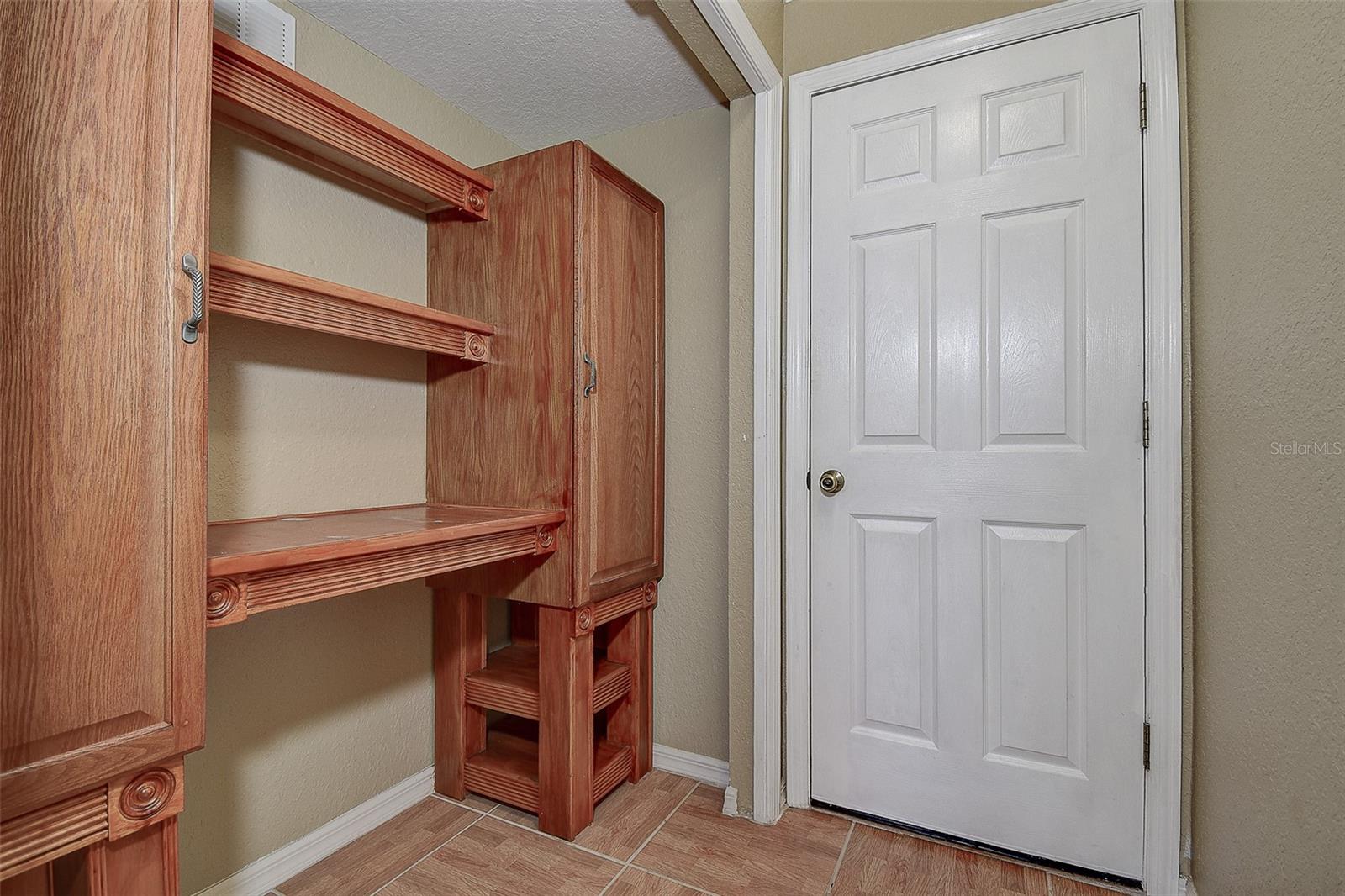 TARA CAY SOUND NORTH - Residential