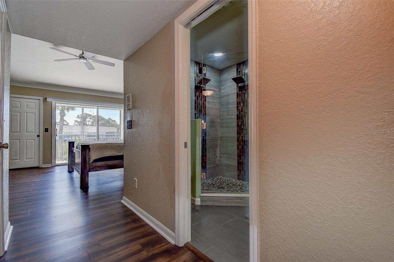 TARA CAY SOUND NORTH - Residential