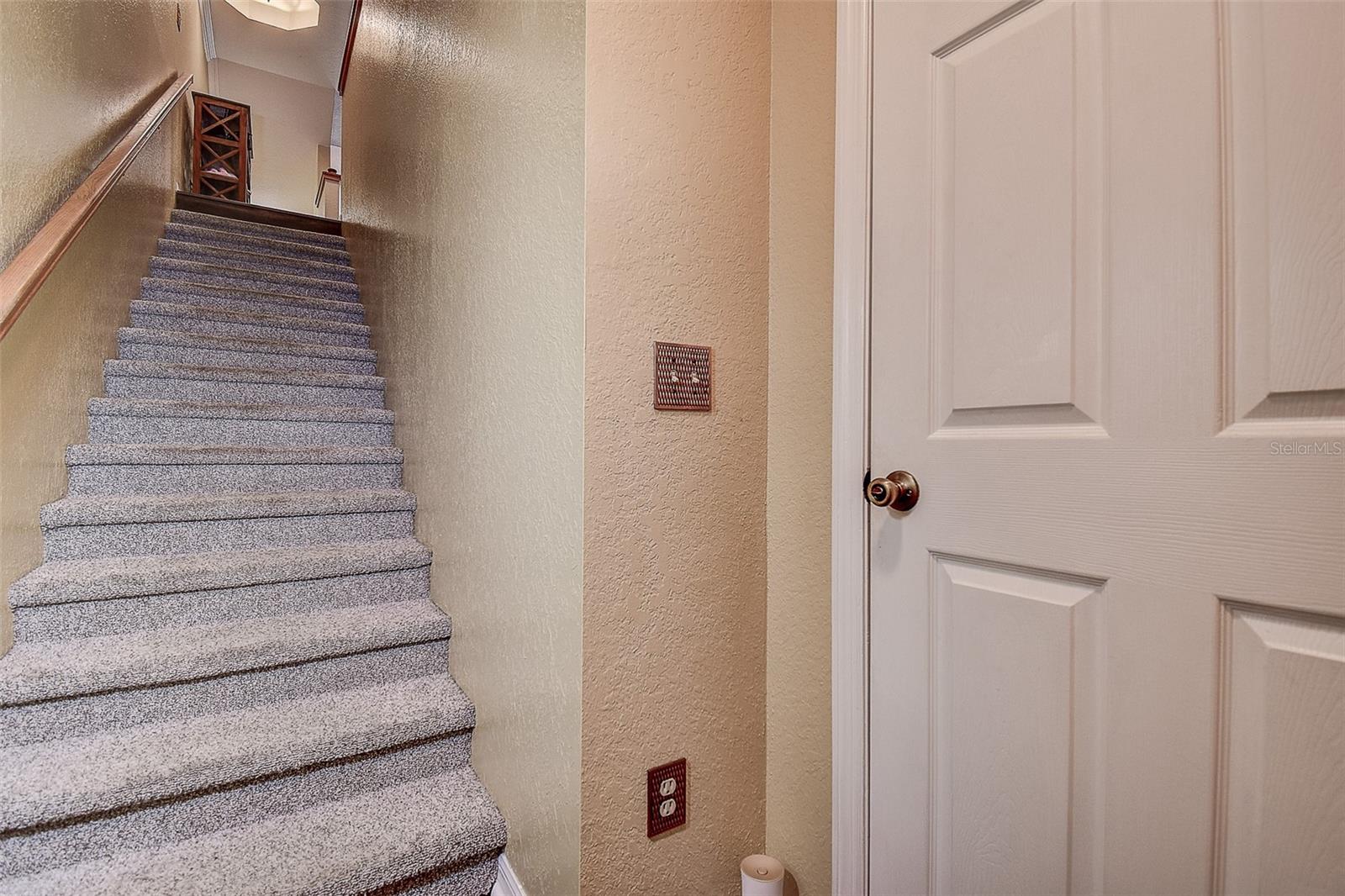 TARA CAY SOUND NORTH - Residential