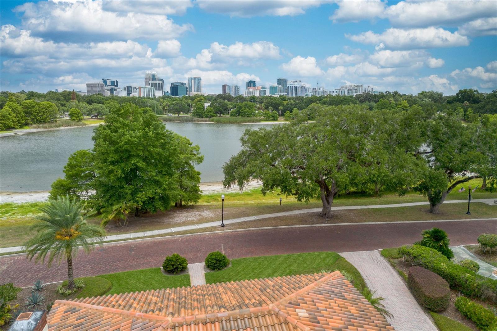 830 LAKE DAVIS DRIVE
