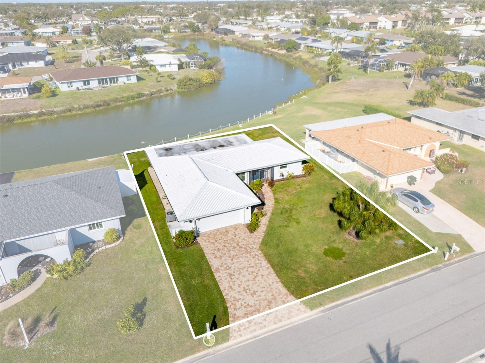 VENICE GARDENS - Residential