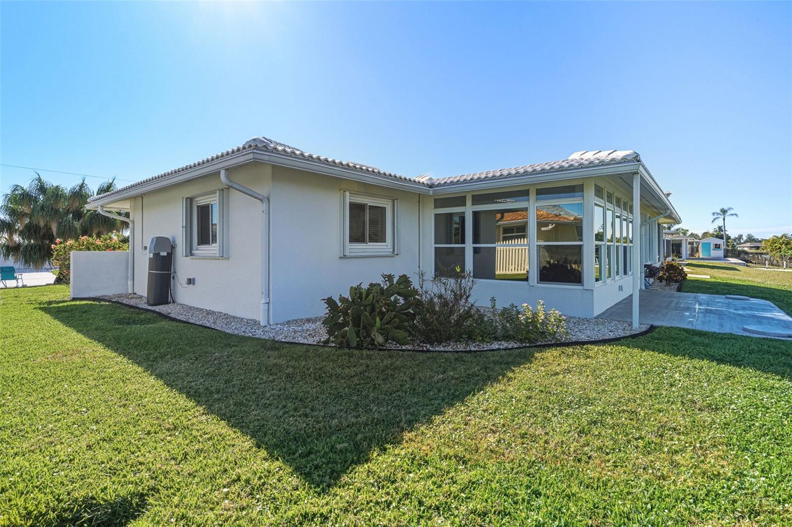 VENICE GARDENS - Residential