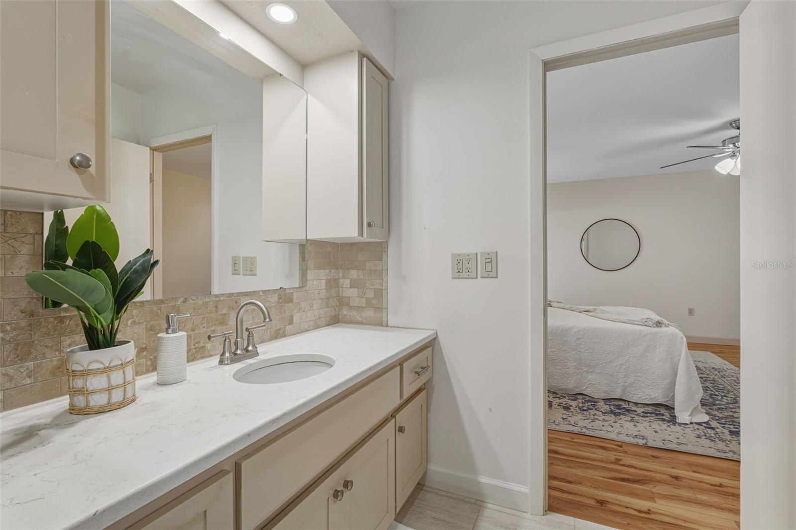 VENICE GARDENS - Residential