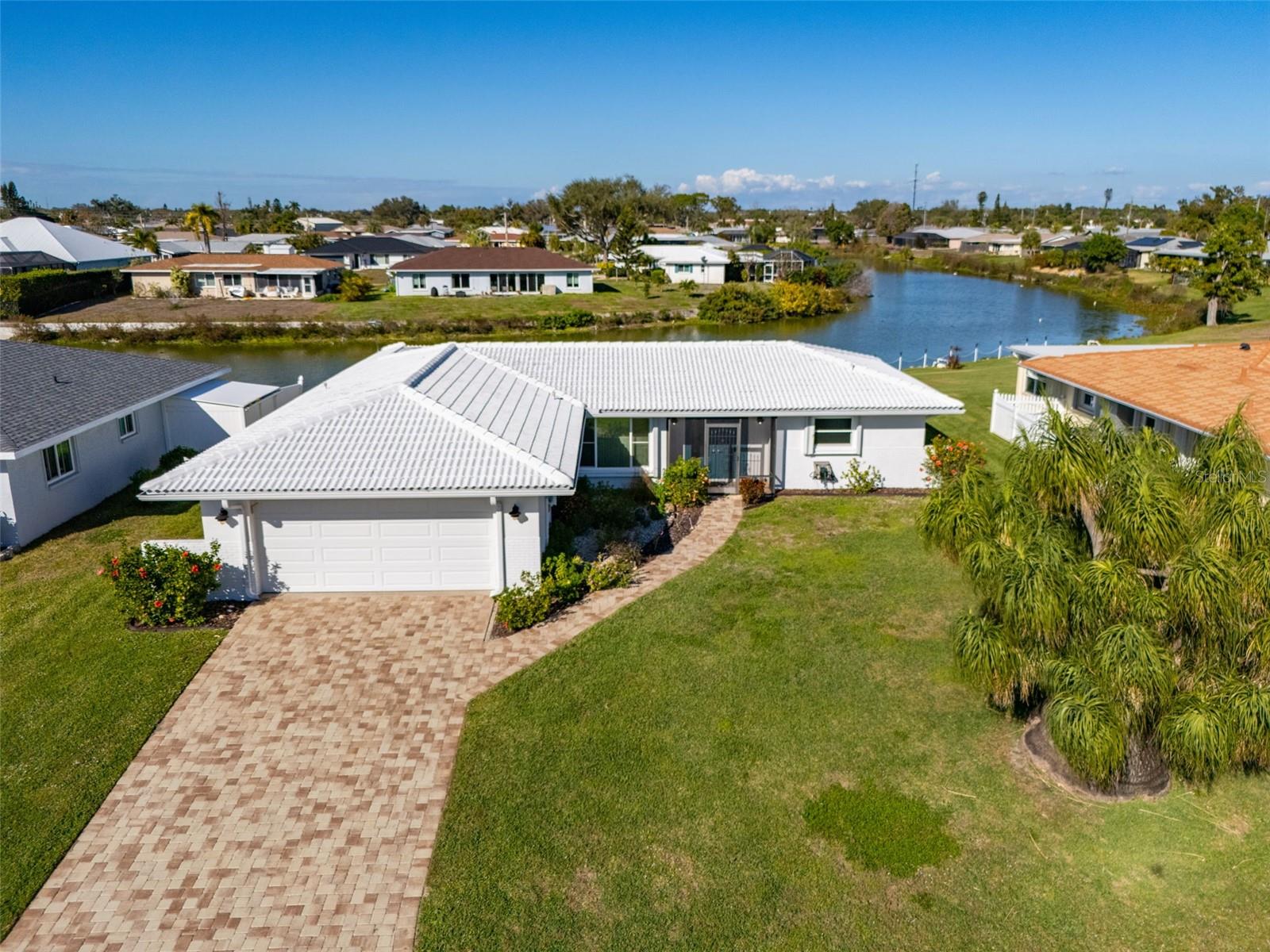 VENICE GARDENS - Residential