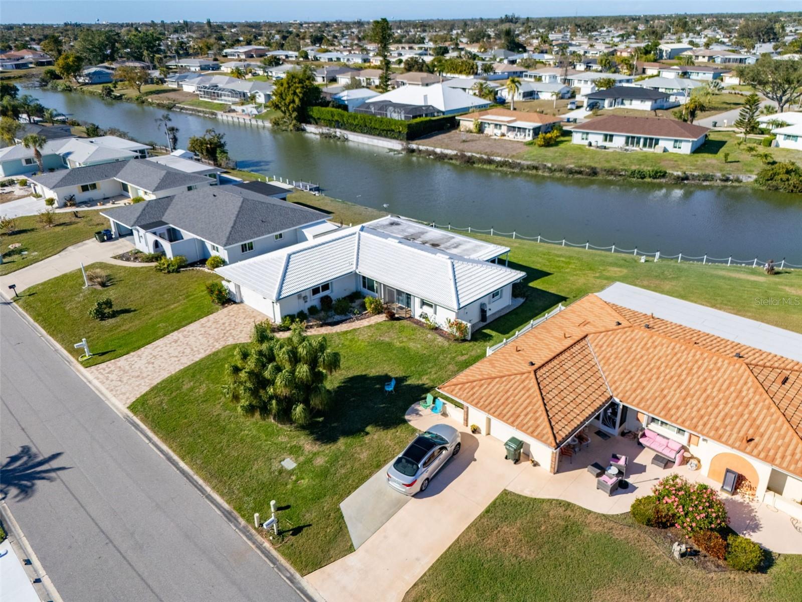 VENICE GARDENS - Residential