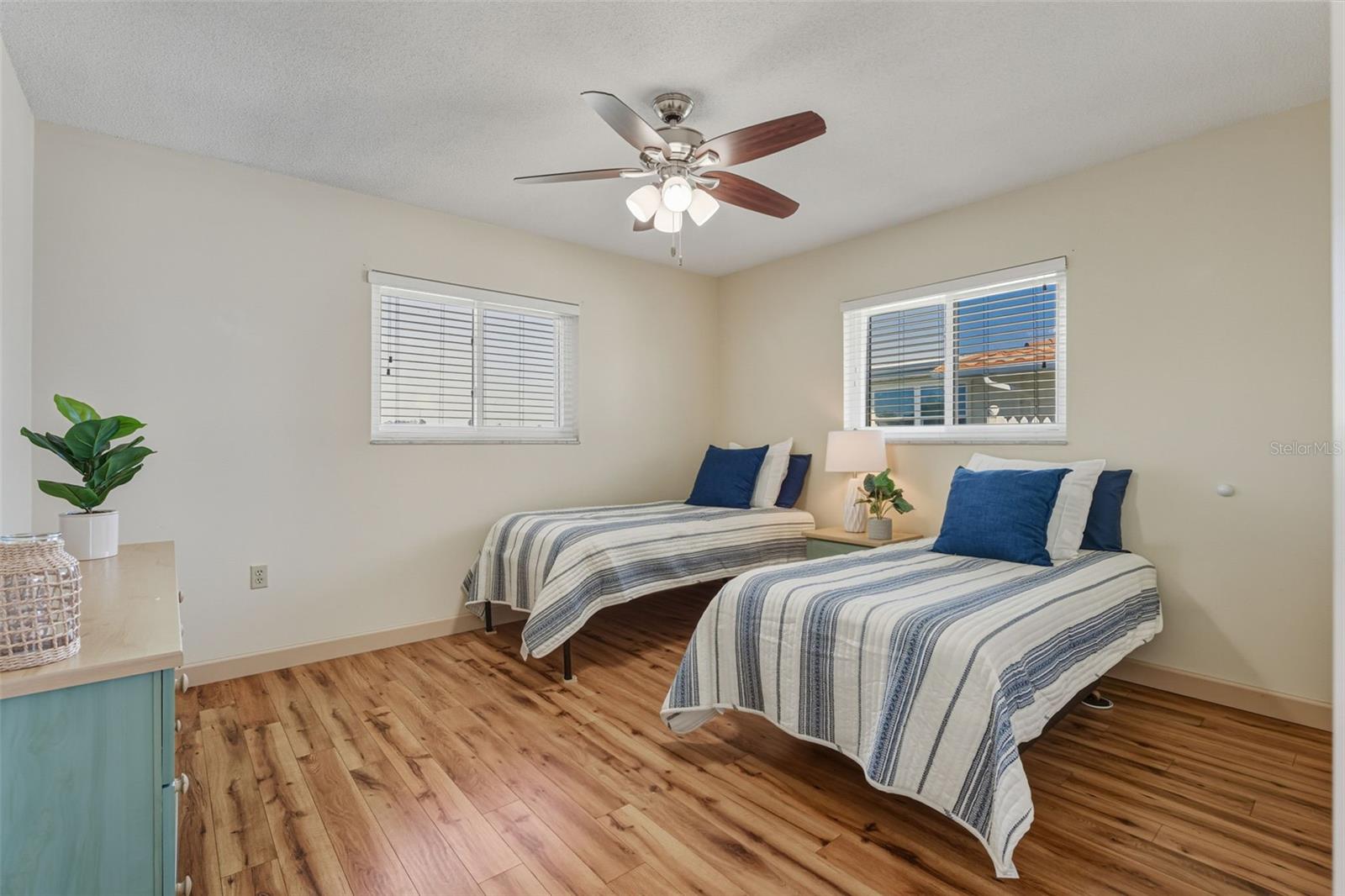 VENICE GARDENS - Residential