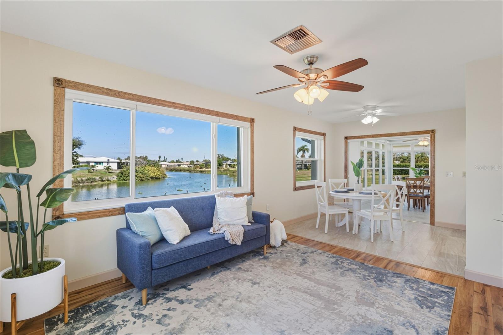 VENICE GARDENS - Residential