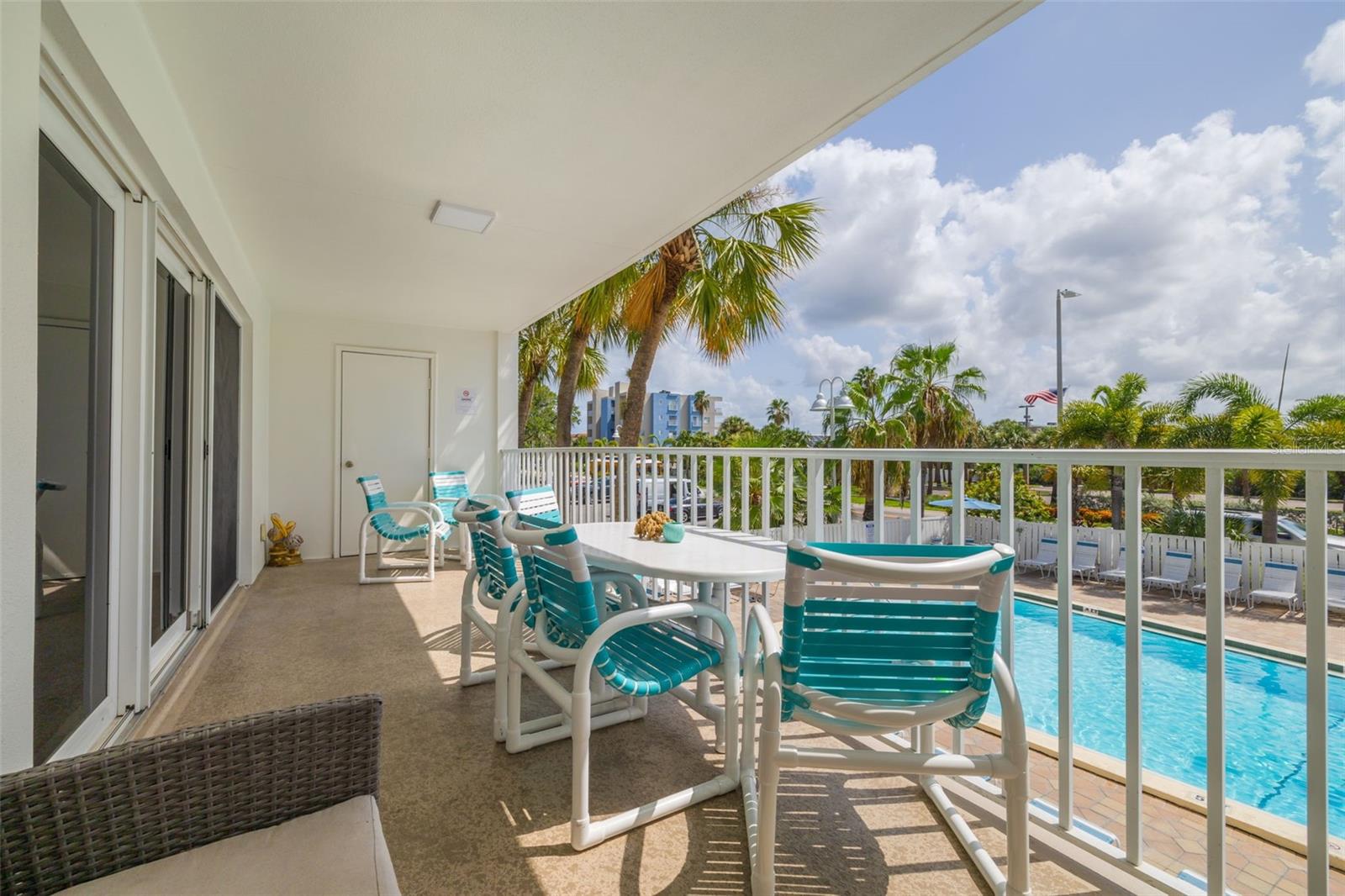 HOLIDAY VILLAS 2 - Residential