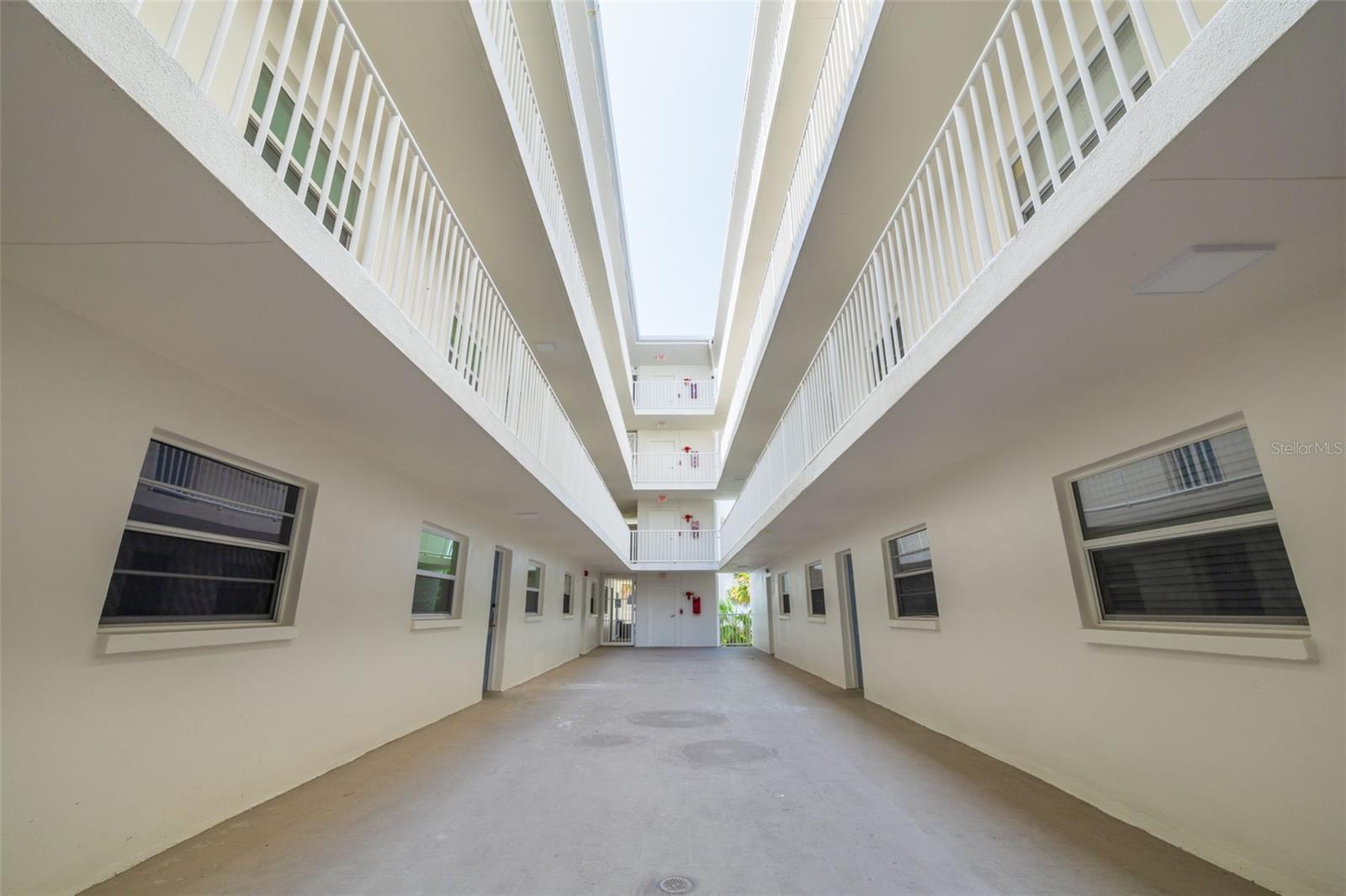 HOLIDAY VILLAS 2 - Residential