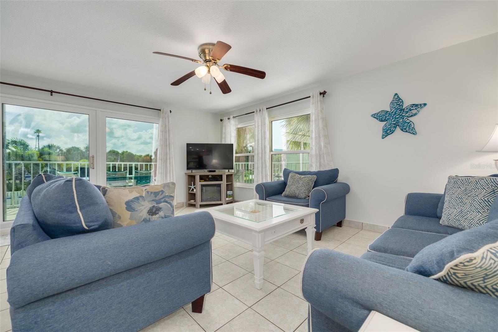 HOLIDAY VILLAS 2 - Residential