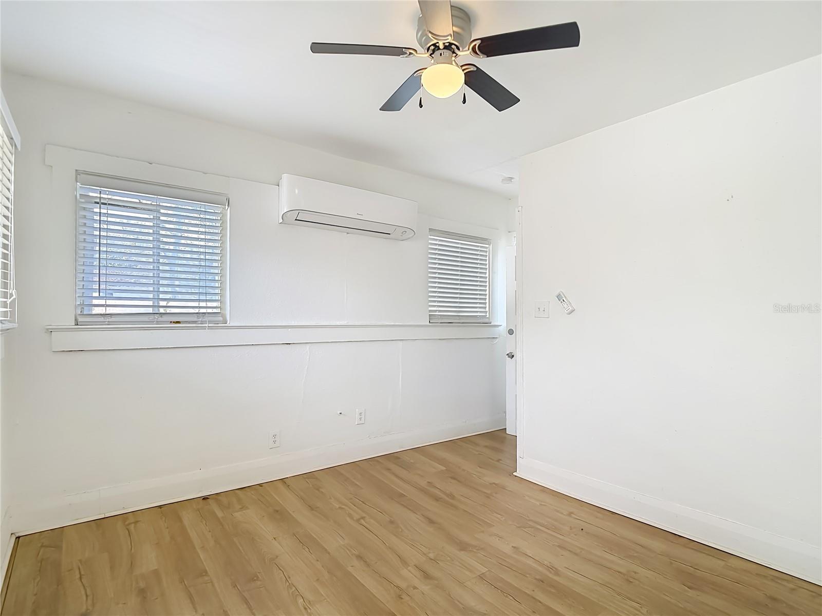 LA PALOMA - Residential