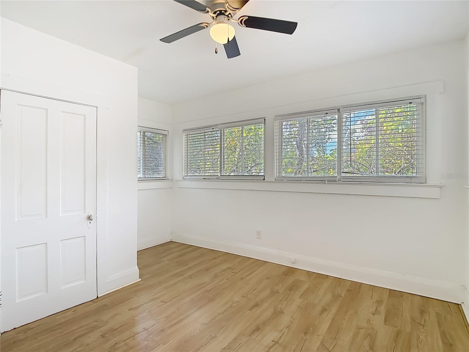 LA PALOMA - Residential