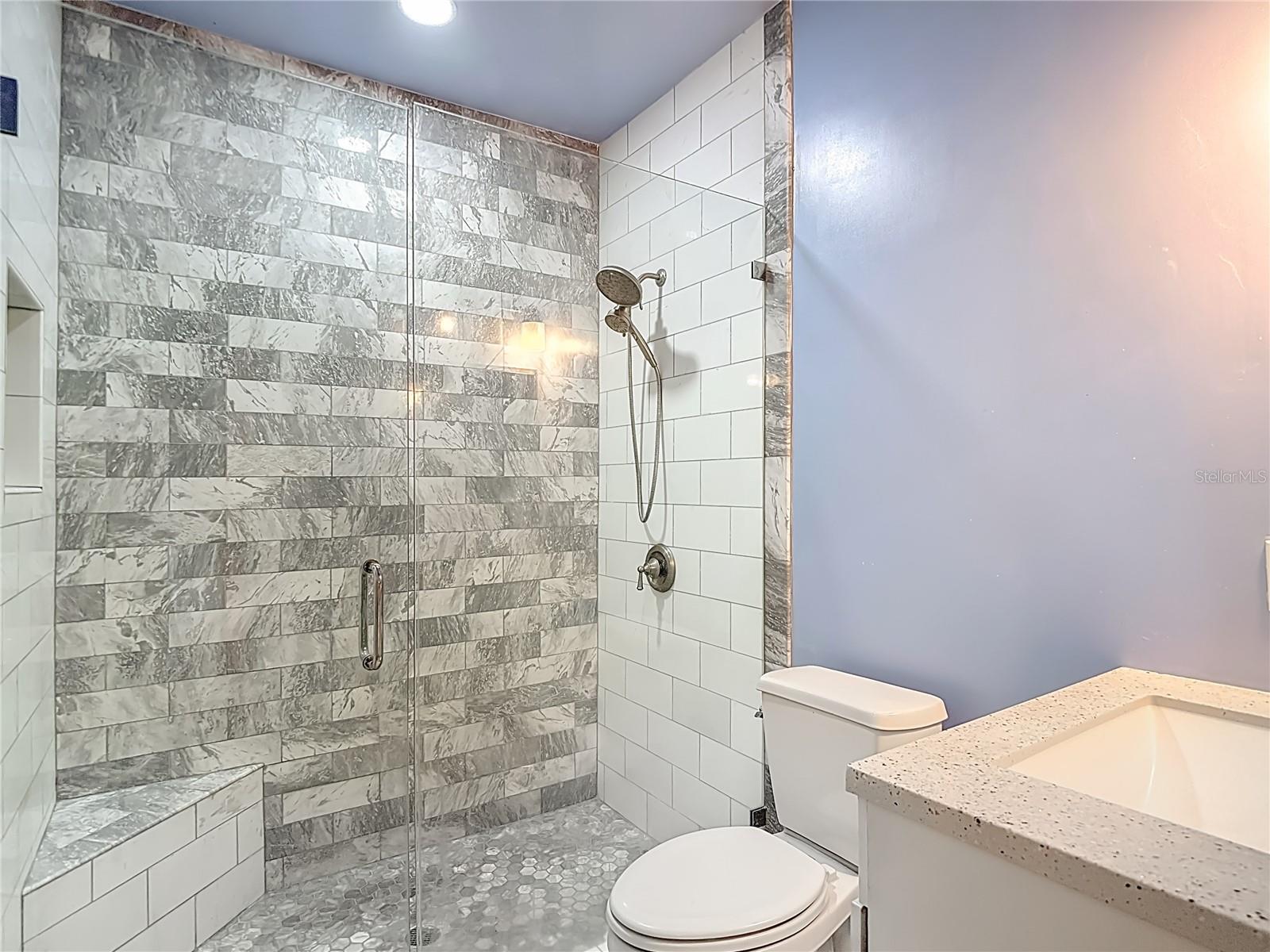 LA PALOMA - Residential