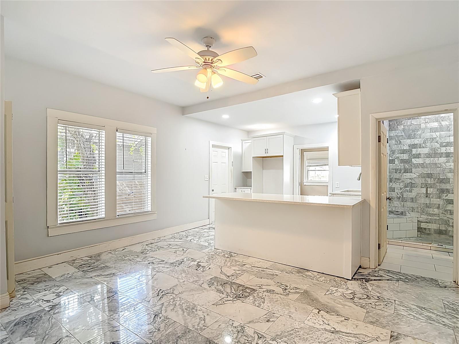 LA PALOMA - Residential