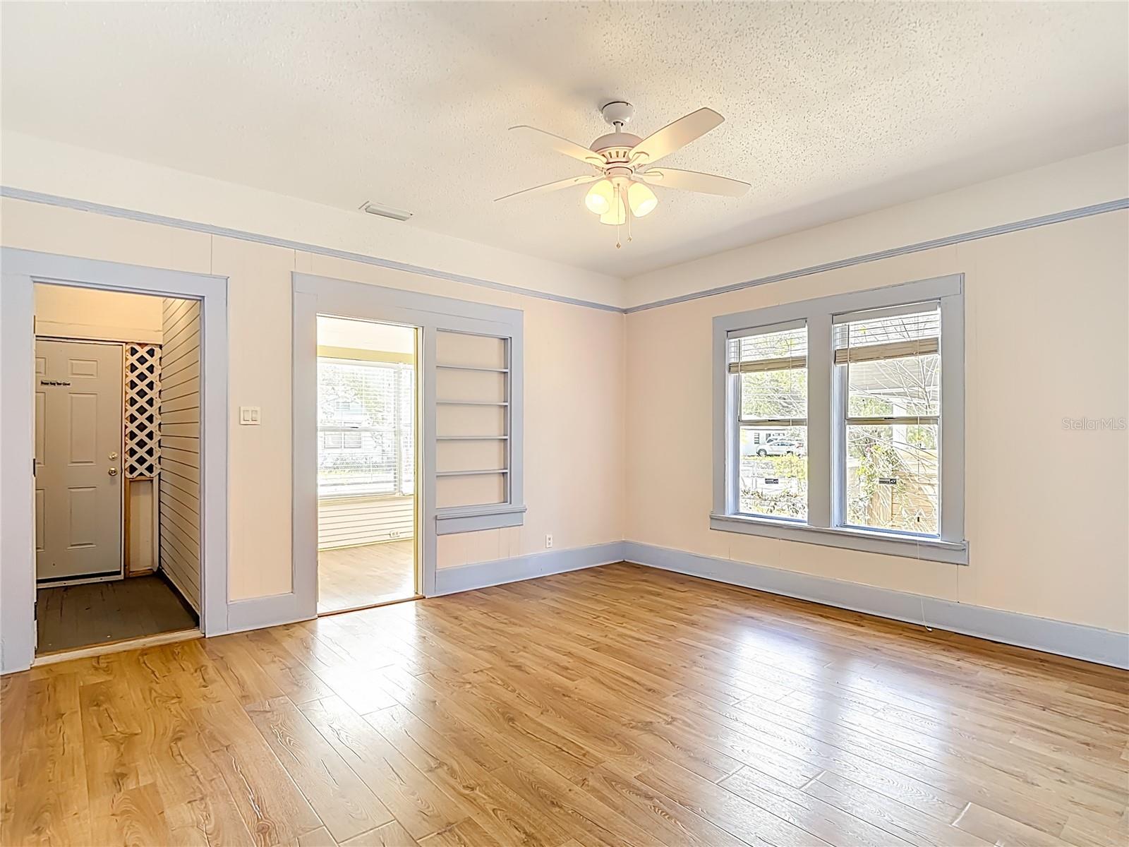 LA PALOMA - Residential