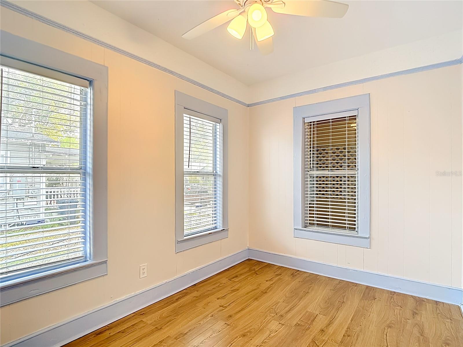 LA PALOMA - Residential