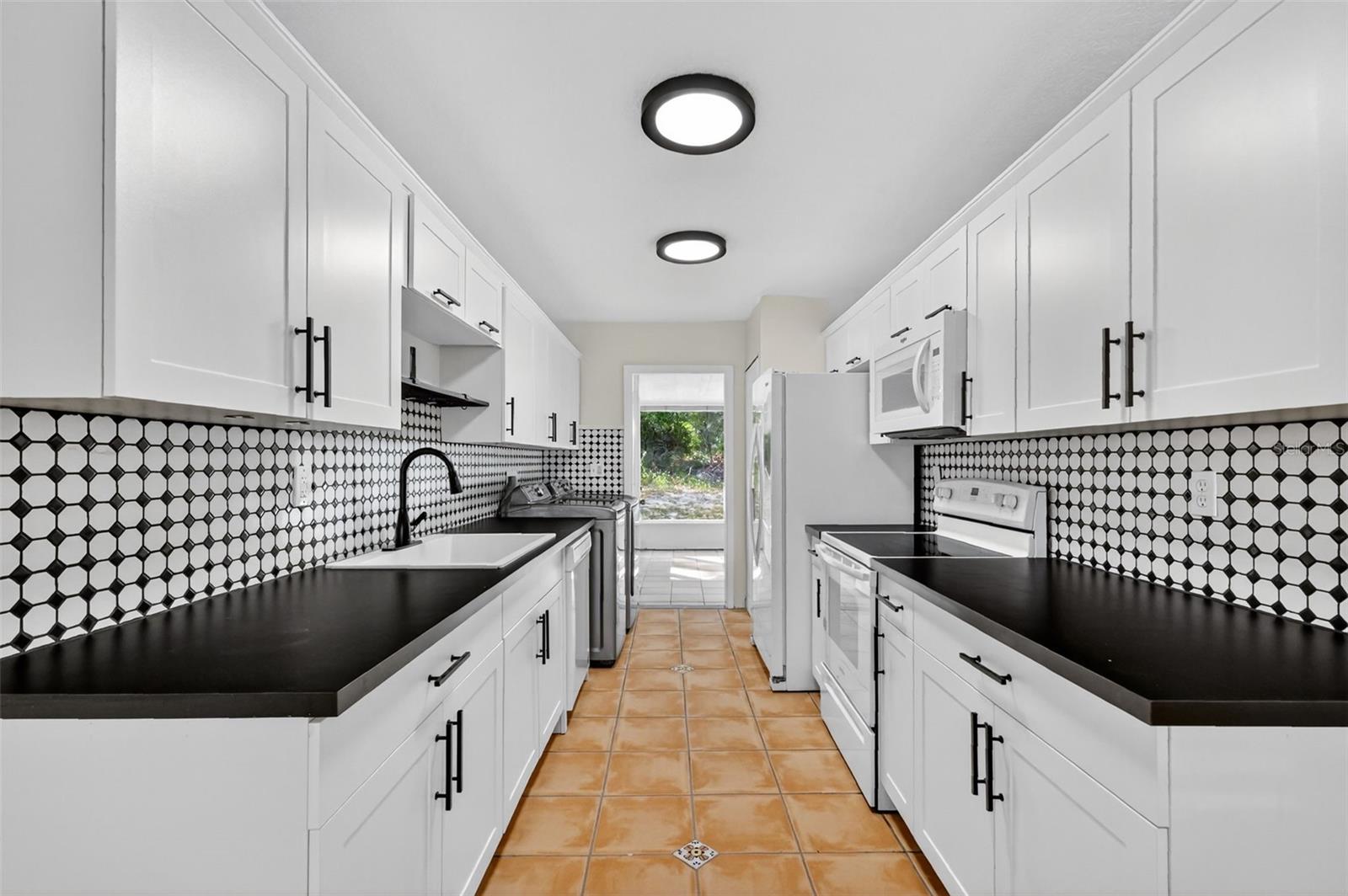 TAVARES RIDGE CONDO - Residential