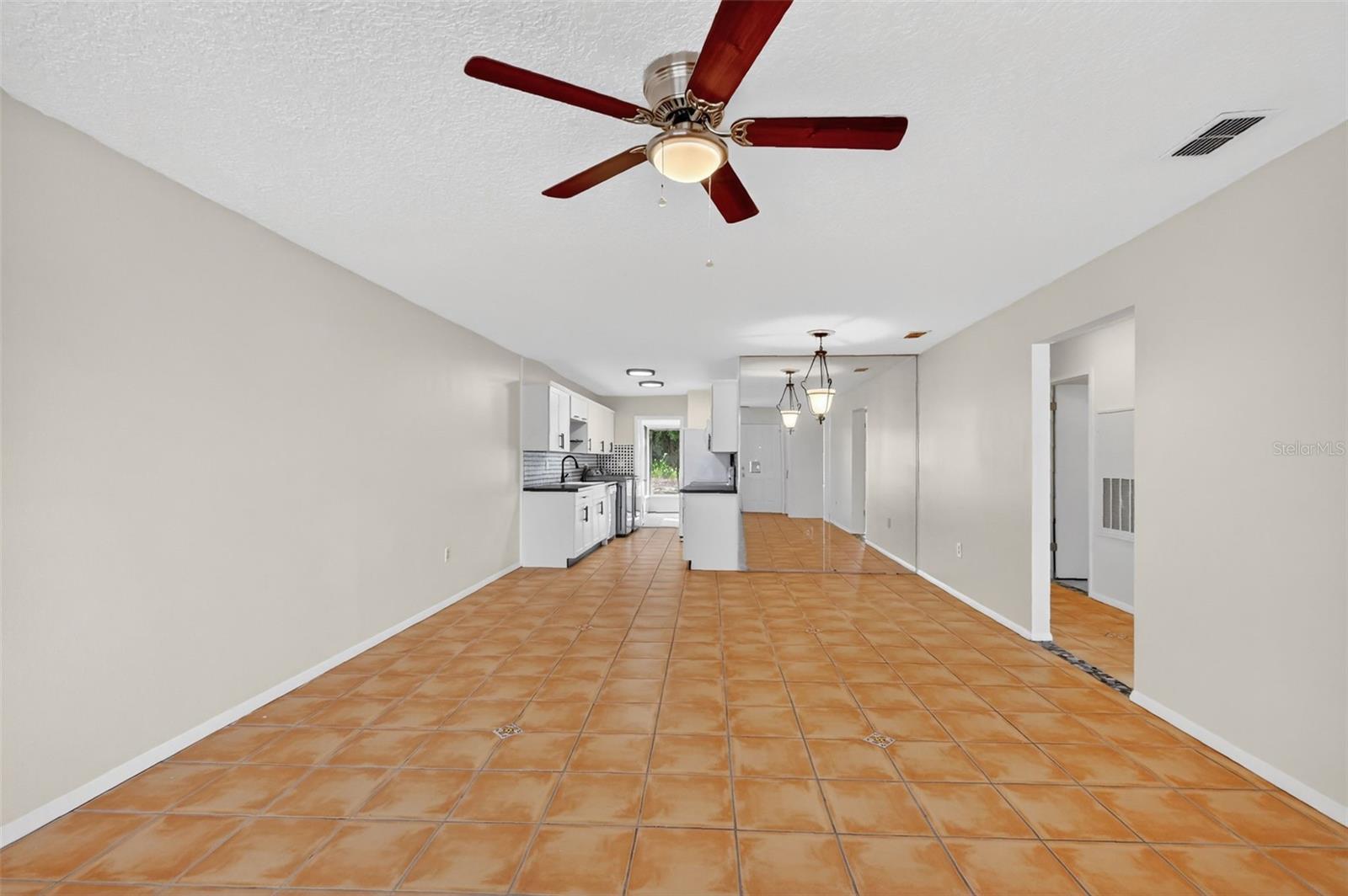 TAVARES RIDGE CONDO - Residential