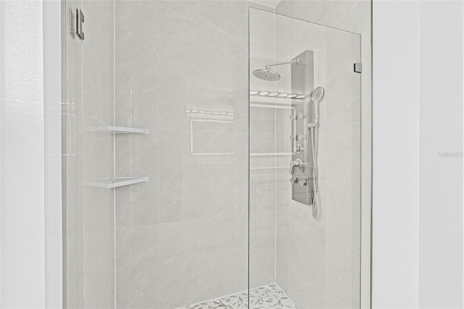 SOUTHWOOD - Residential