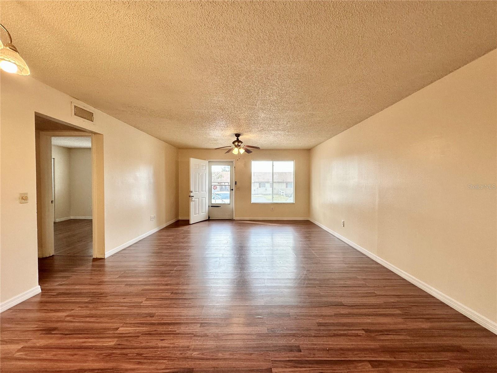 343 E ROSEWOOD LANE 343