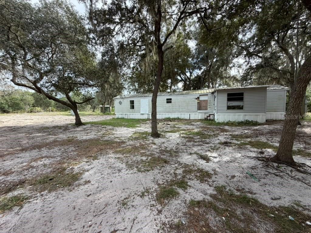 8801 DEER RUN DRIVE