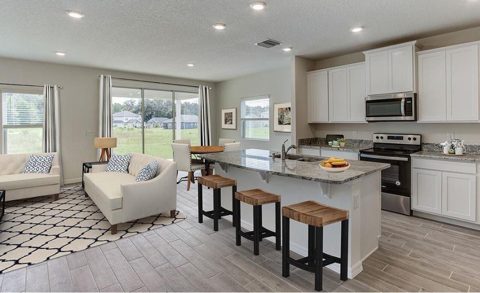 ARBOR GREENS PH 2 UNIT 4A PB 37 PG 60 - Residential Lease