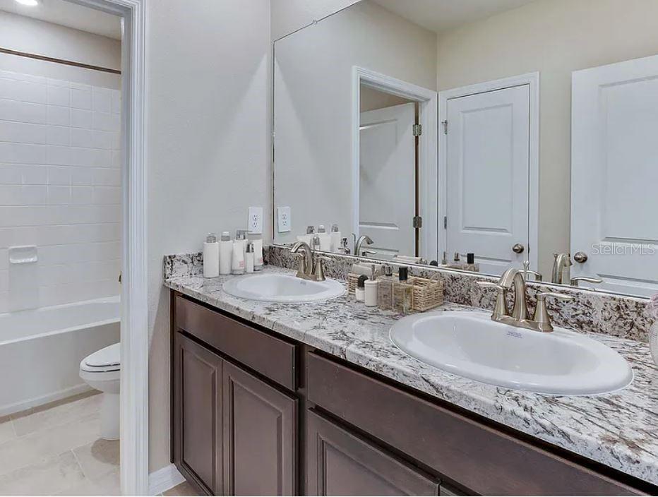 ARBOR GREENS PH 2 UNIT 4A PB 37 PG 60 - Residential Lease