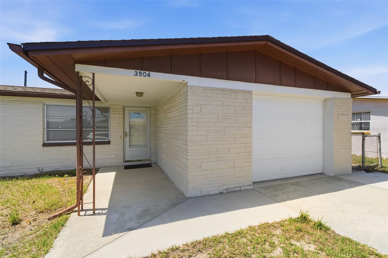 TAHITIAN HOMES - Residential