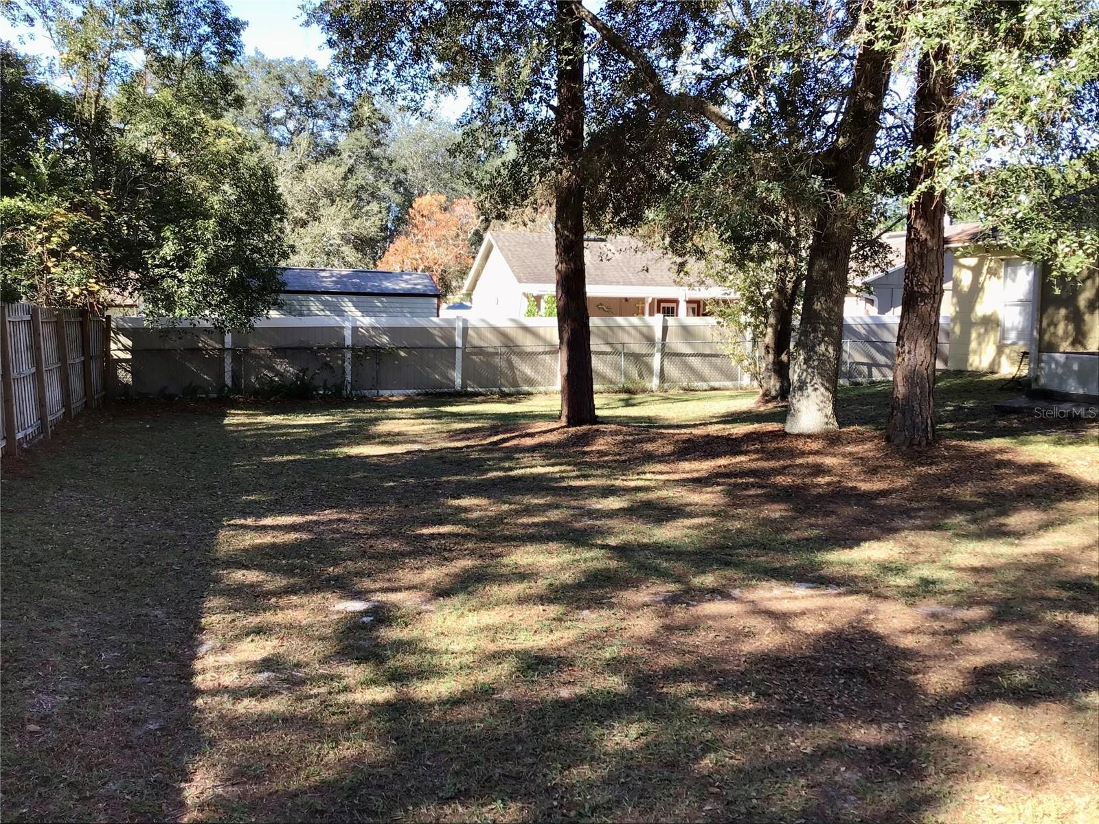 DELTONA LAKES UNIT 35 - Residential Lease