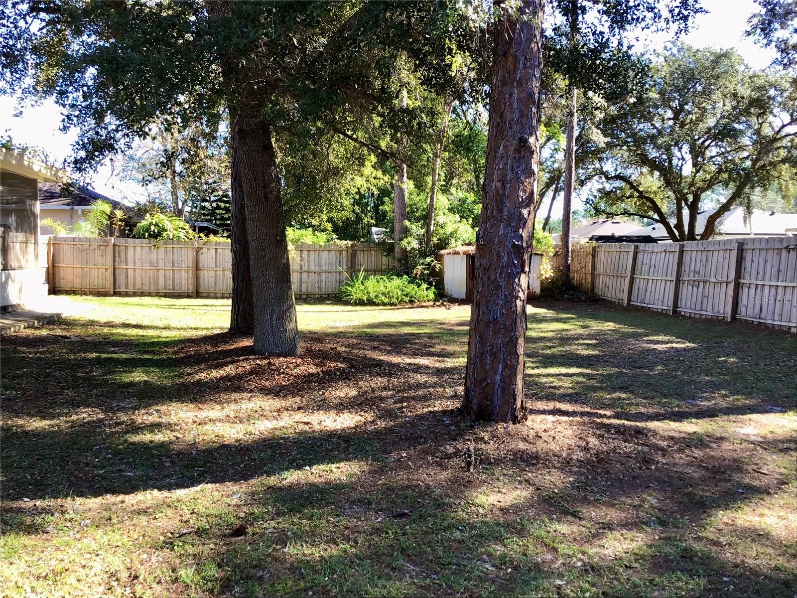 DELTONA LAKES UNIT 35 - Residential Lease