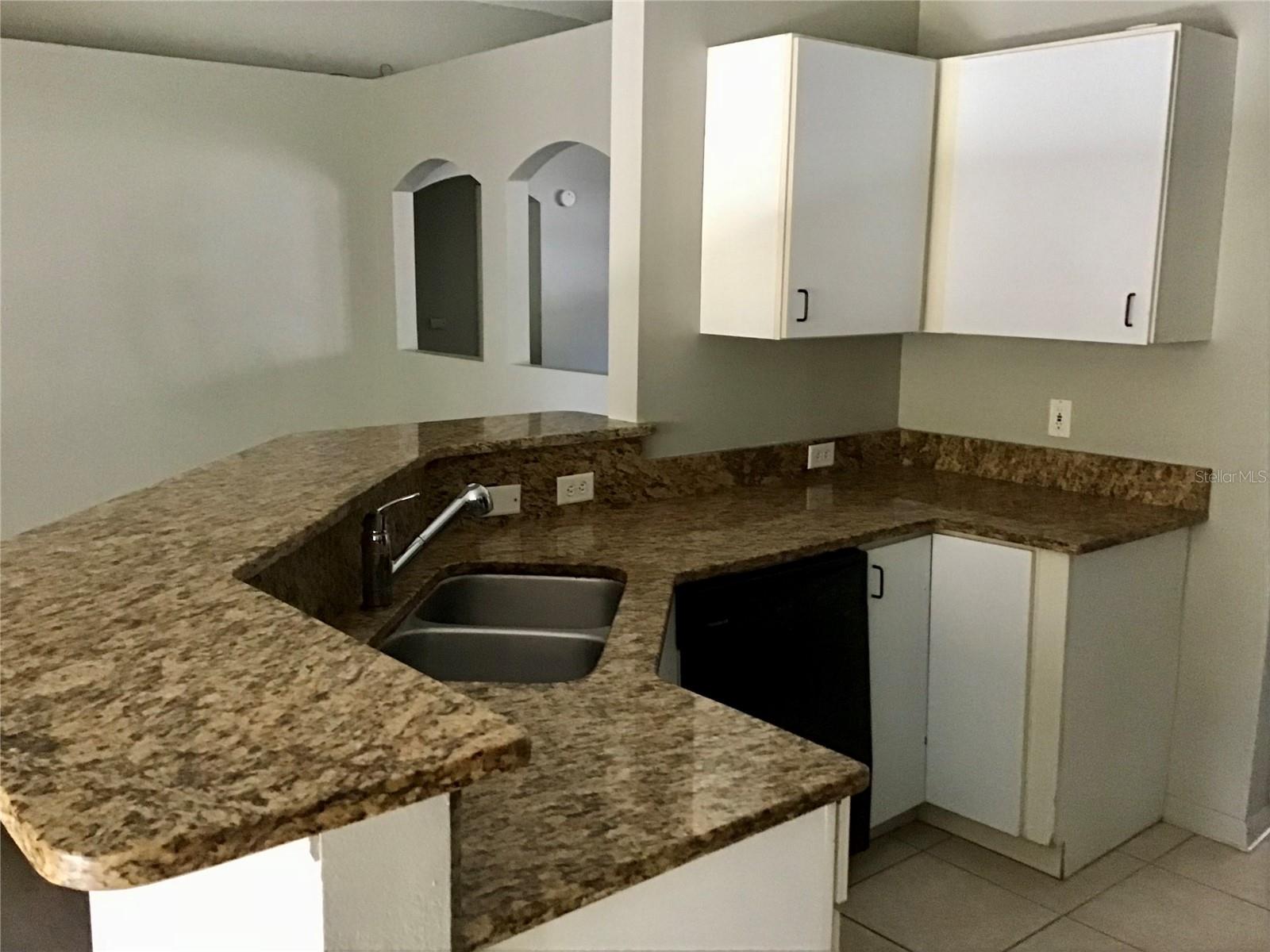 DELTONA LAKES UNIT 35 - Residential Lease