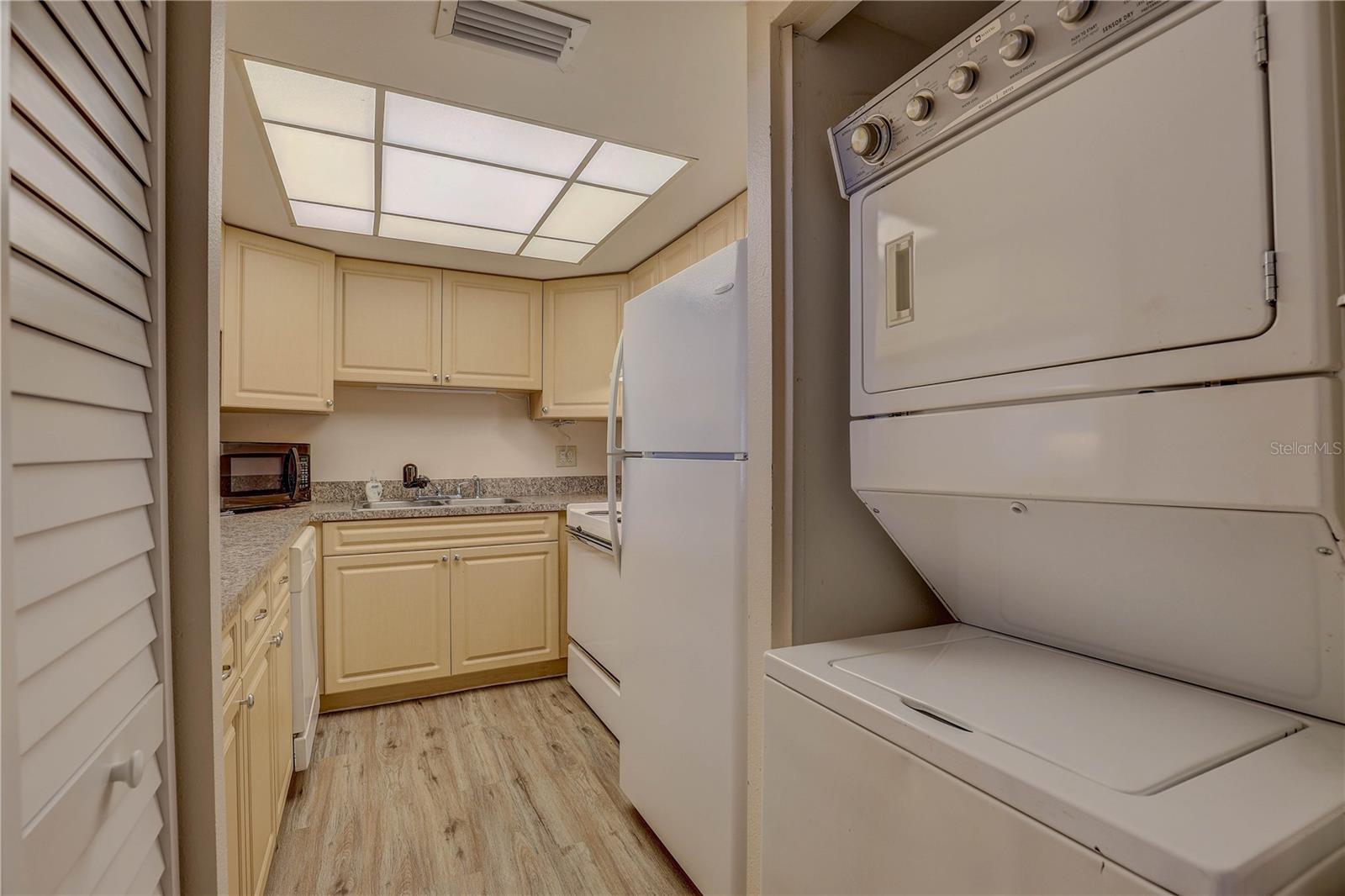 WINDING CREEK - Residential