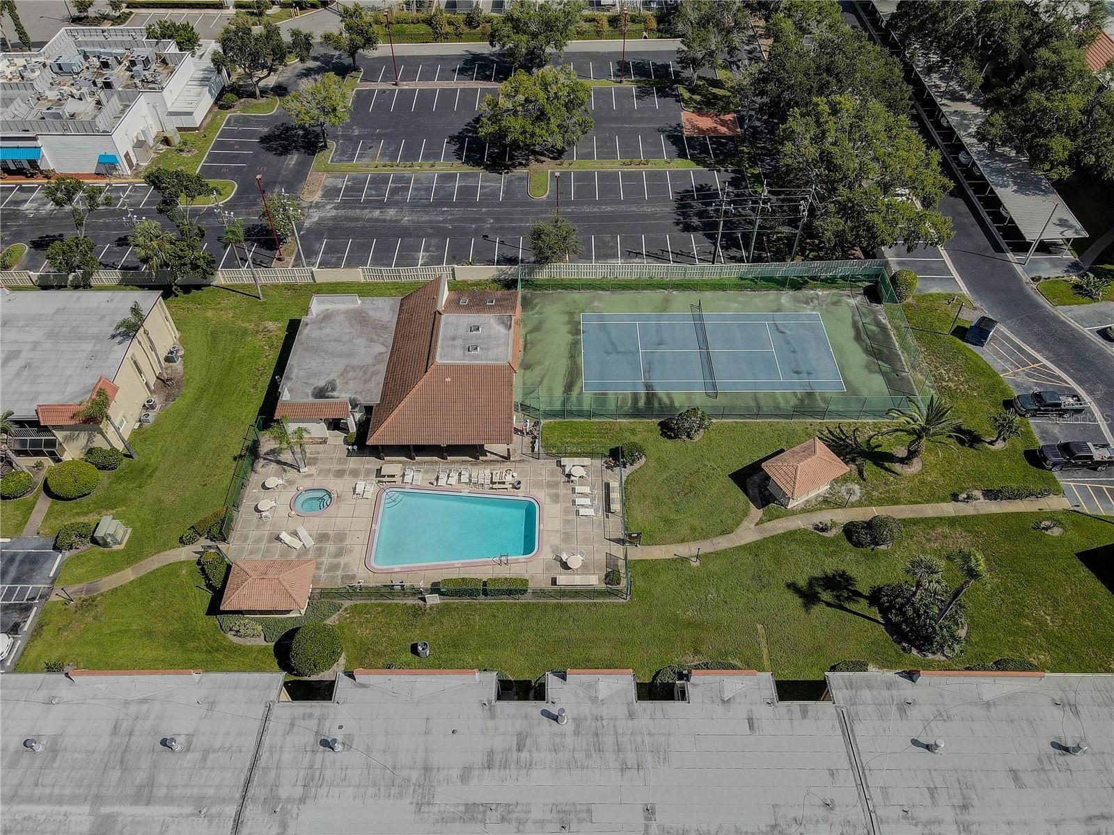 WINDING CREEK - Residential