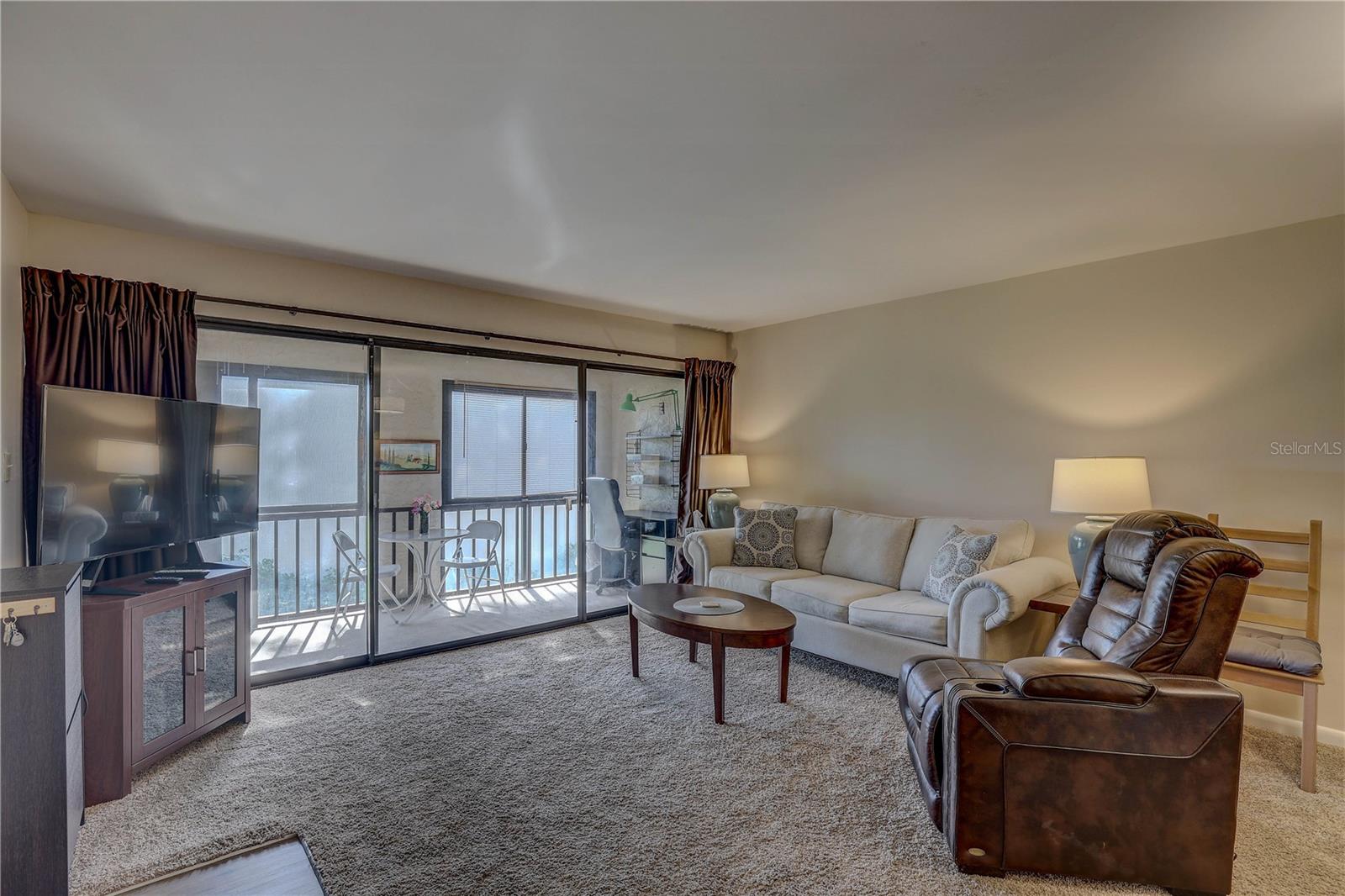 WINDING CREEK - Residential