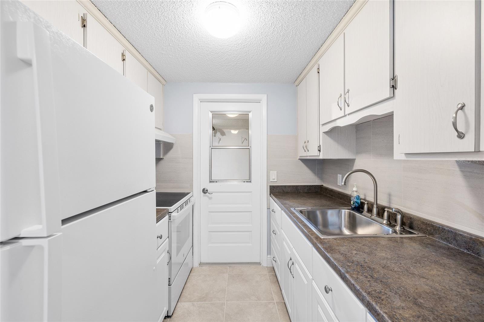 NEW PORT COLONY 07 WAY - Residential Lease