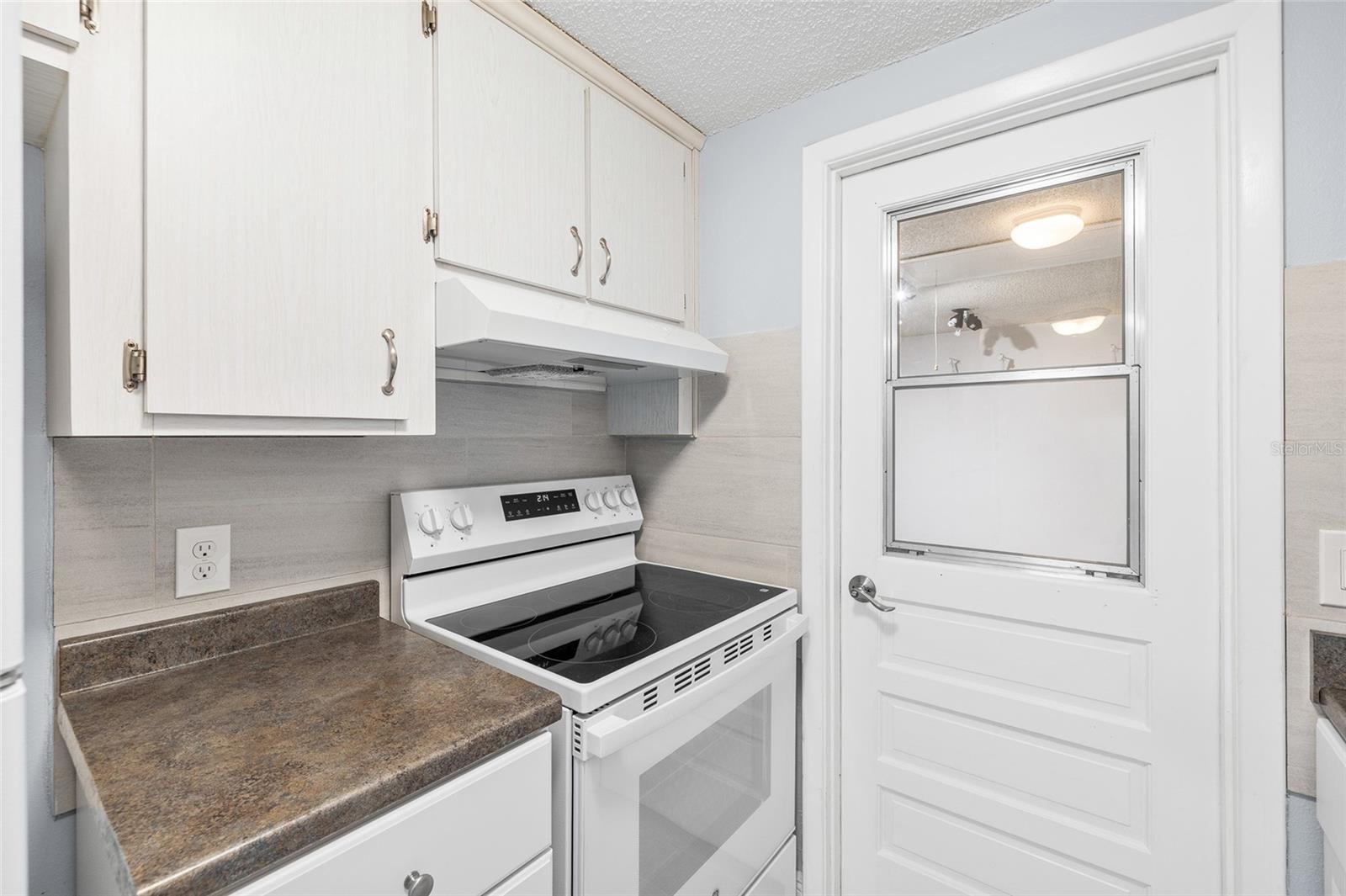 NEW PORT COLONY 07 WAY - Residential Lease