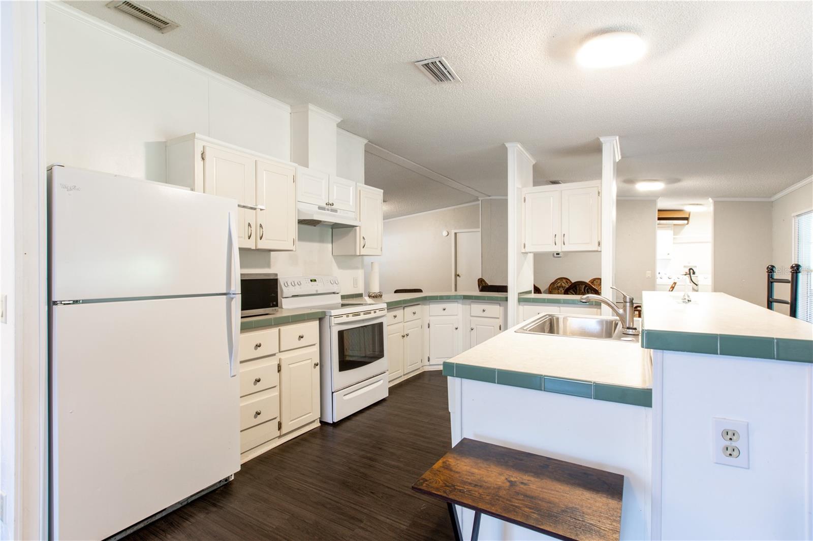 QUAIL HAMMOCK - Residential