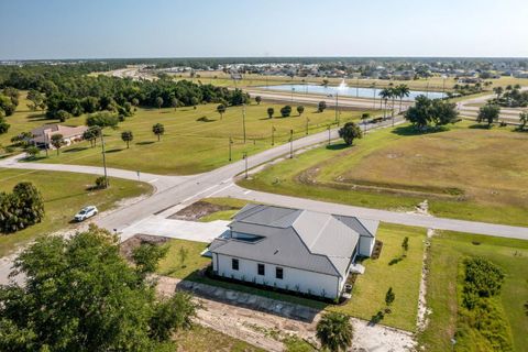 A home in PUNTA GORDA