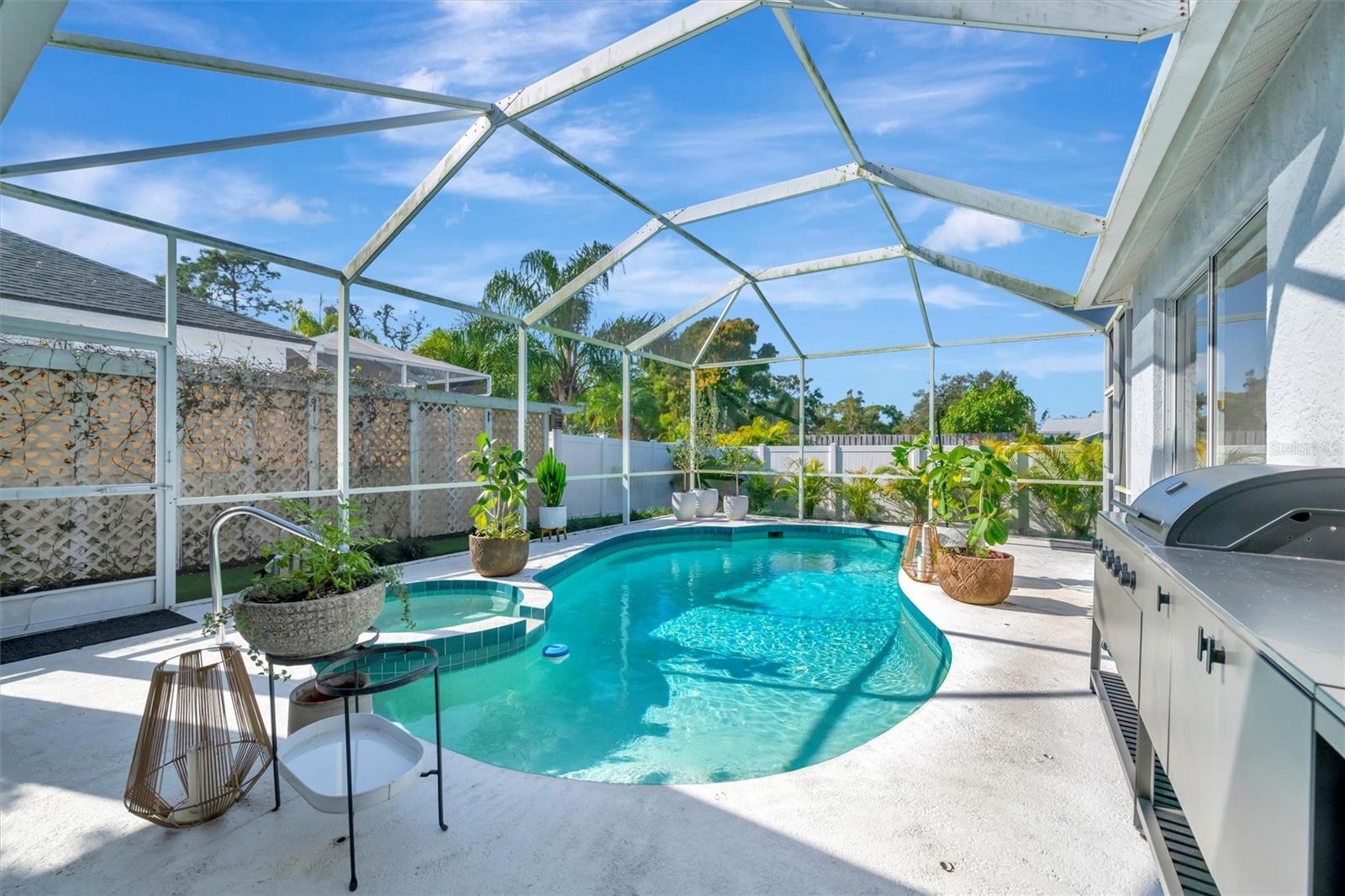 FOREST OAKS - Residential