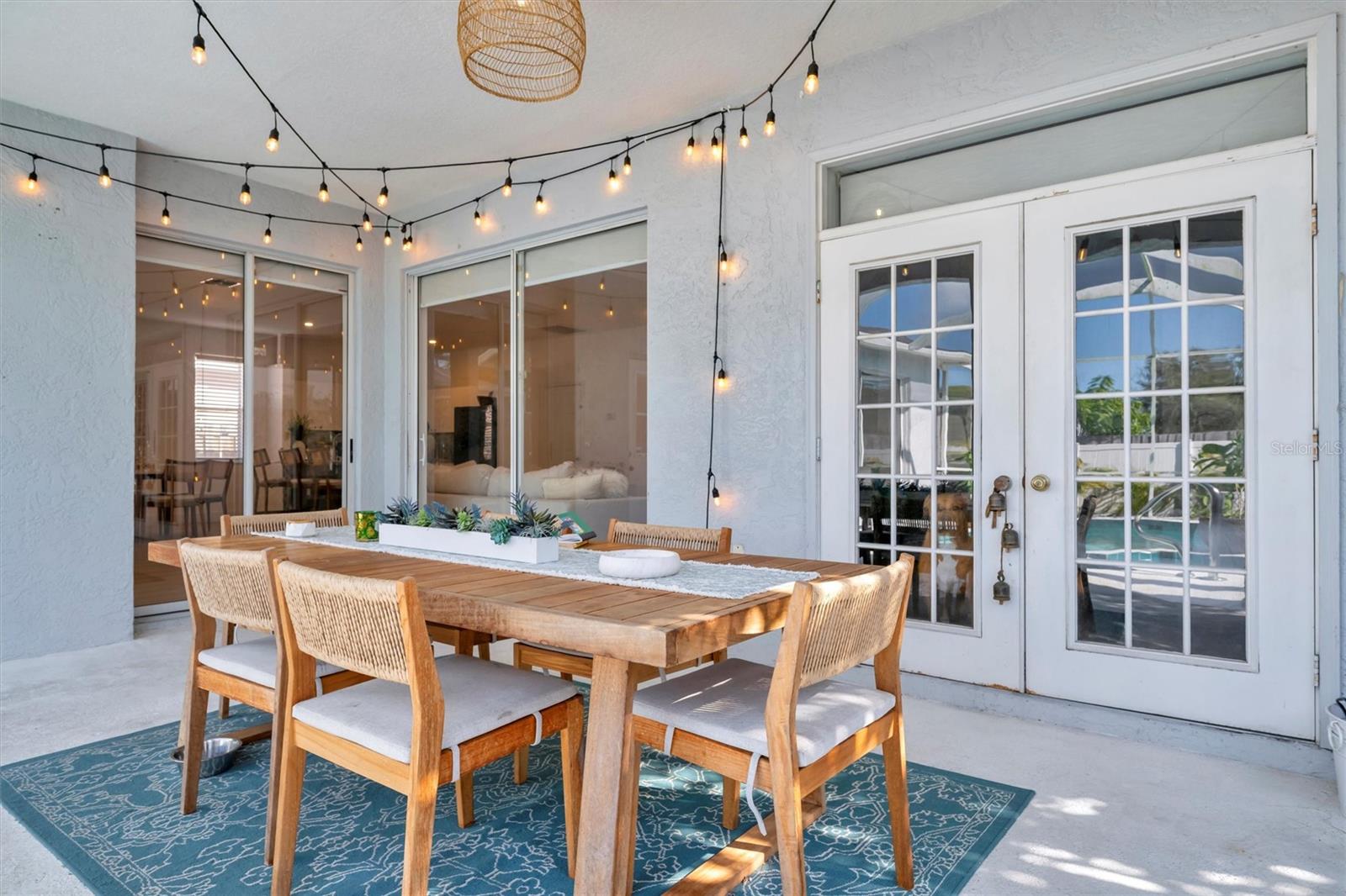 FOREST OAKS - Residential