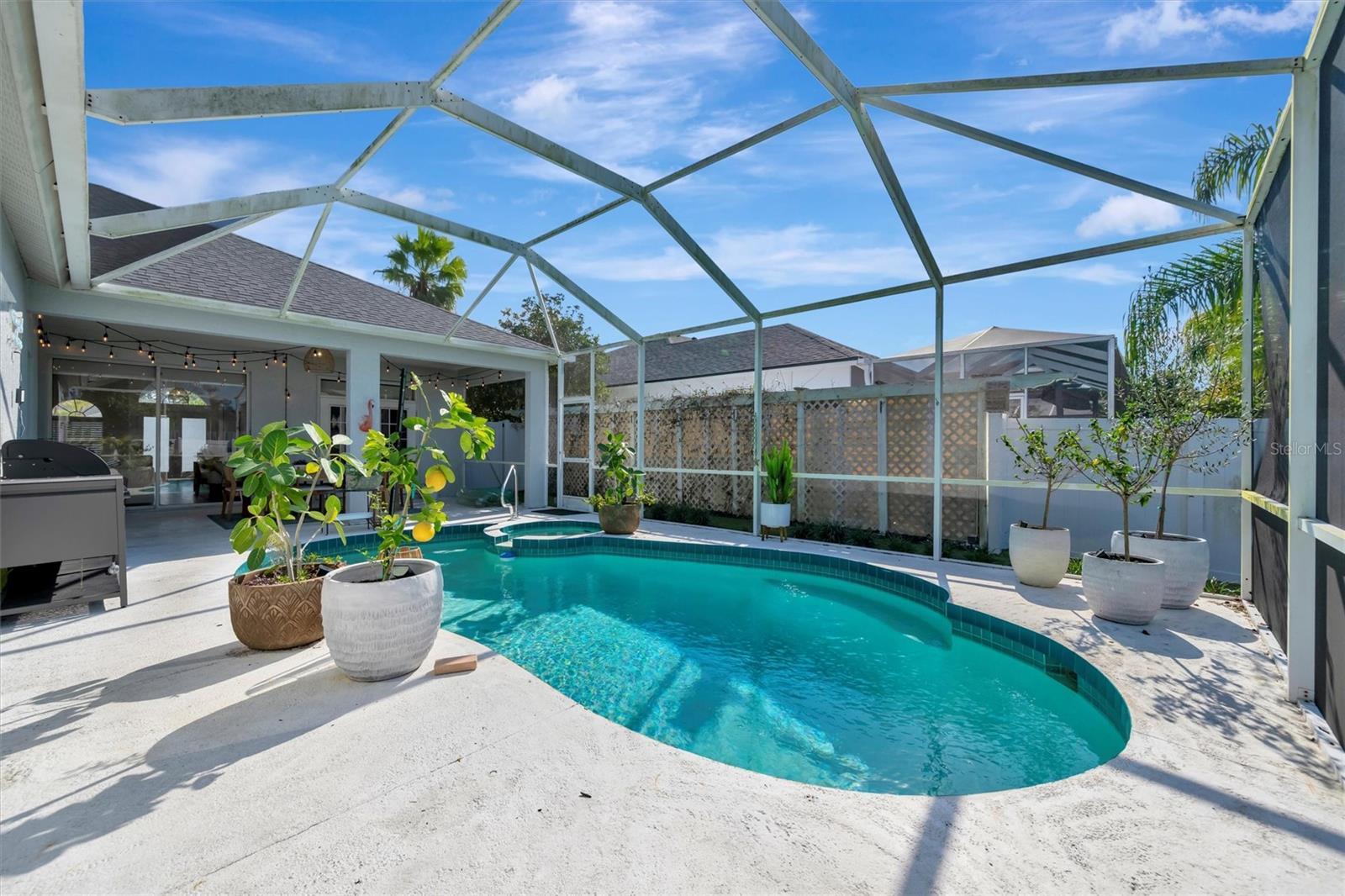 FOREST OAKS - Residential