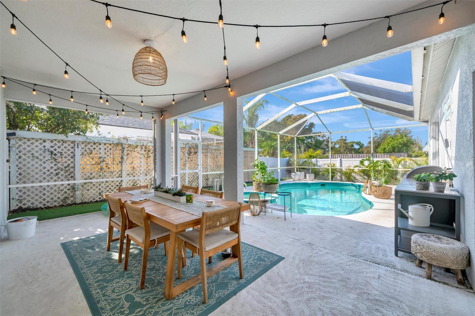 FOREST OAKS - Residential