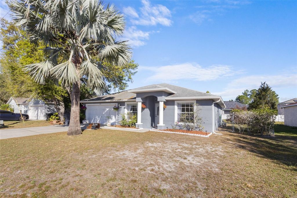 Photo of 723 Pelican Court, Kissimmee, FL 34759 (MLS # V4941579)