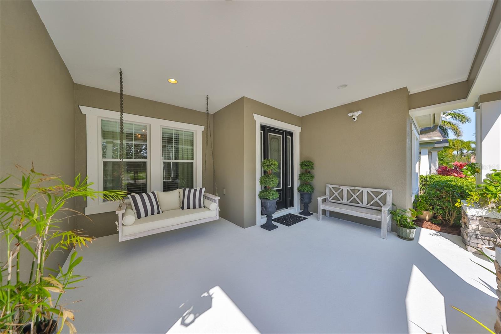6640 PARK STRAND DRIVE