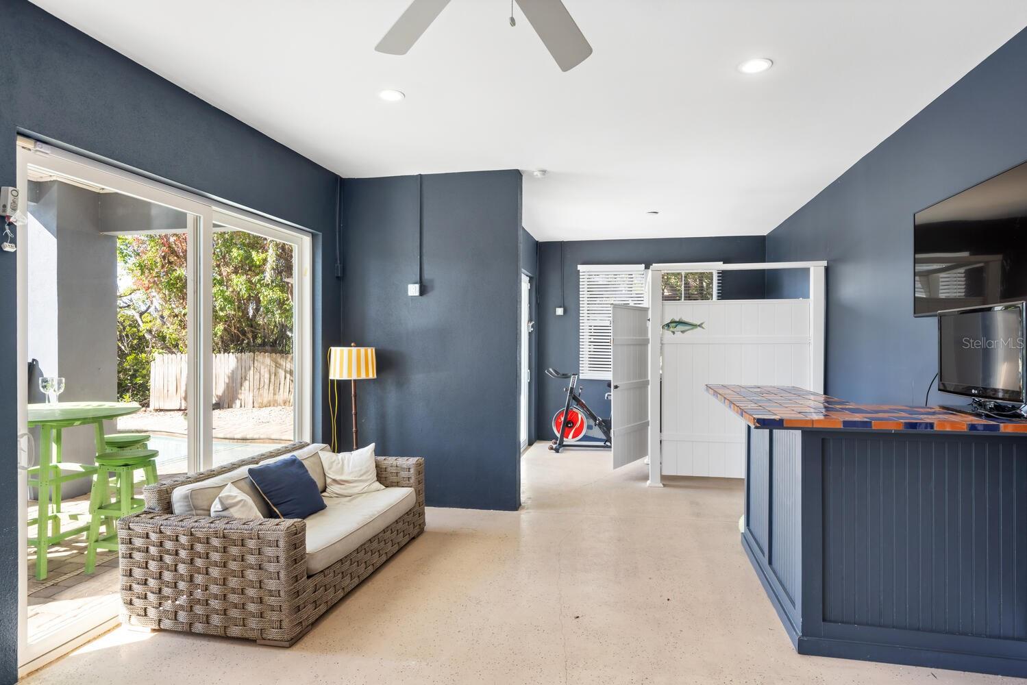 BAY HARBOR - Residential