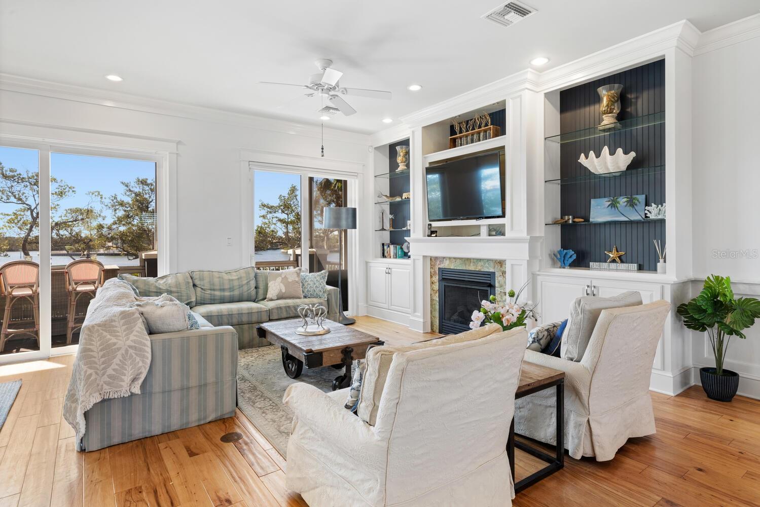 BAY HARBOR - Residential